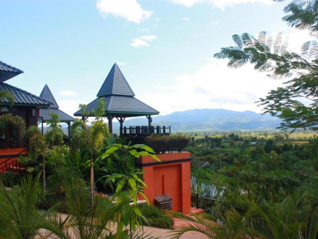 Thaton Hill Resort Mae Ai Buitenkant foto