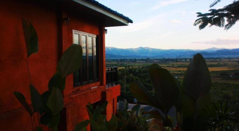 Thaton Hill Resort Mae Ai Buitenkant foto