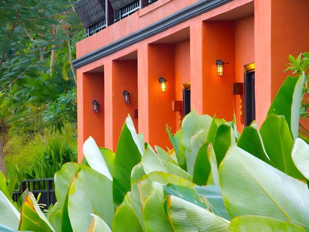 Thaton Hill Resort Mae Ai Buitenkant foto