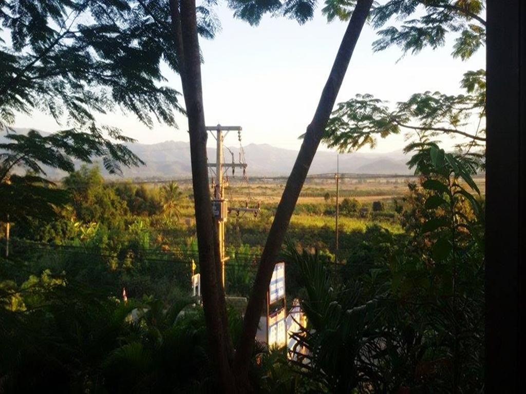 Thaton Hill Resort Mae Ai Buitenkant foto