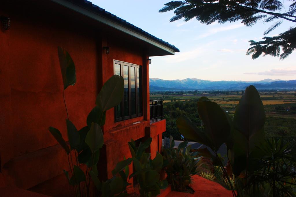 Thaton Hill Resort Mae Ai Buitenkant foto