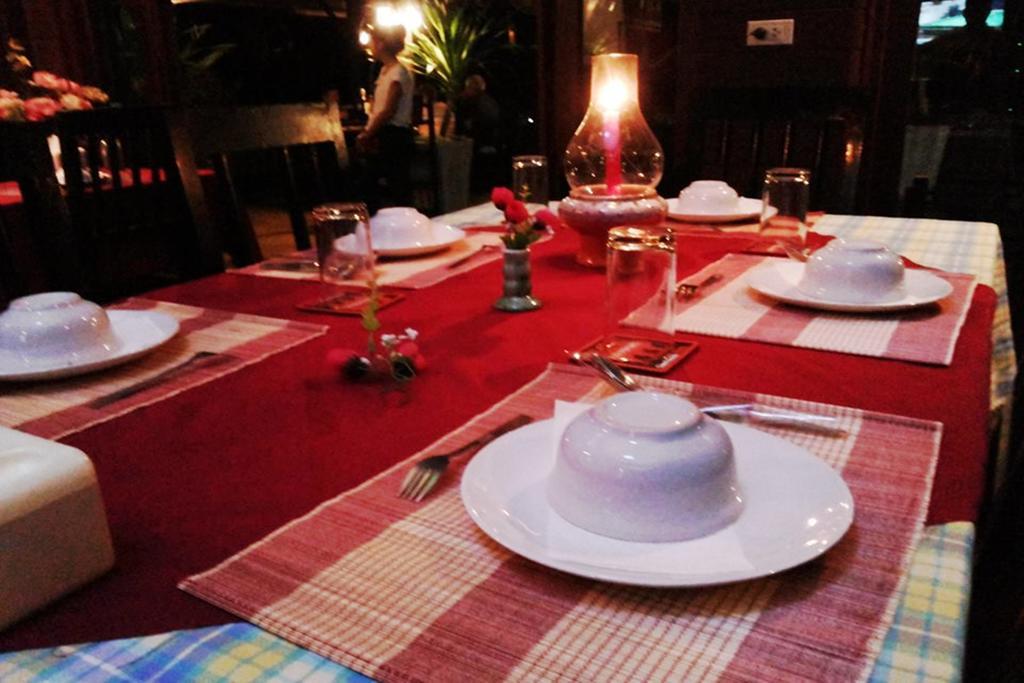 Thaton Hill Resort Mae Ai Buitenkant foto