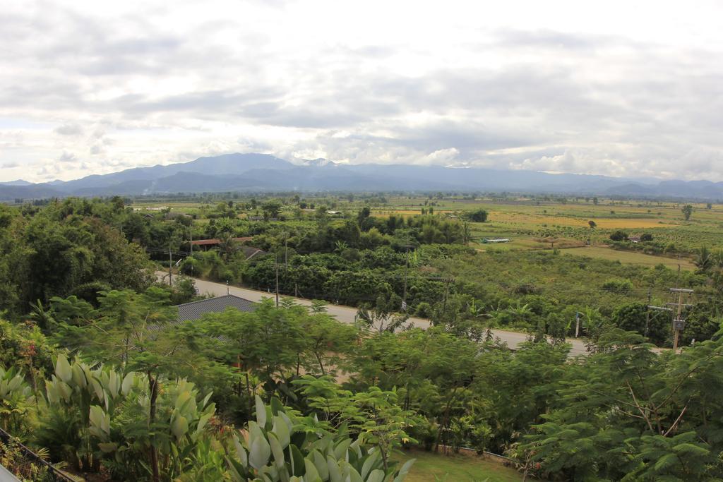 Thaton Hill Resort Mae Ai Buitenkant foto